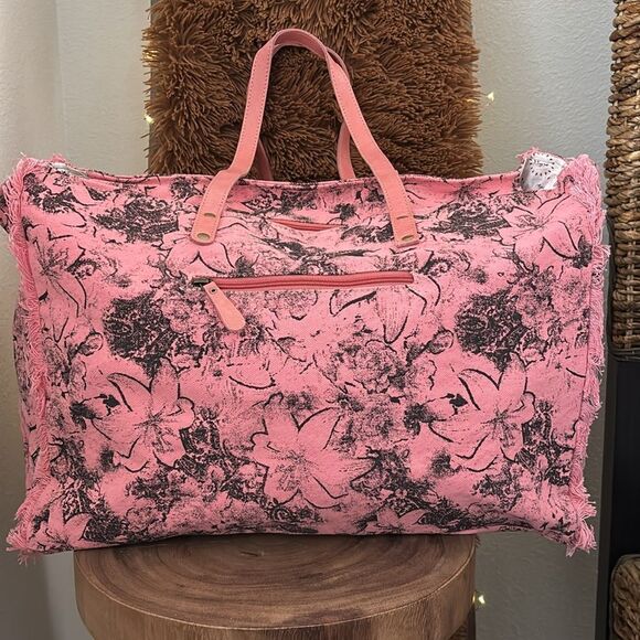 Myra Vadito Weekender Bag - Picture 3 of 10